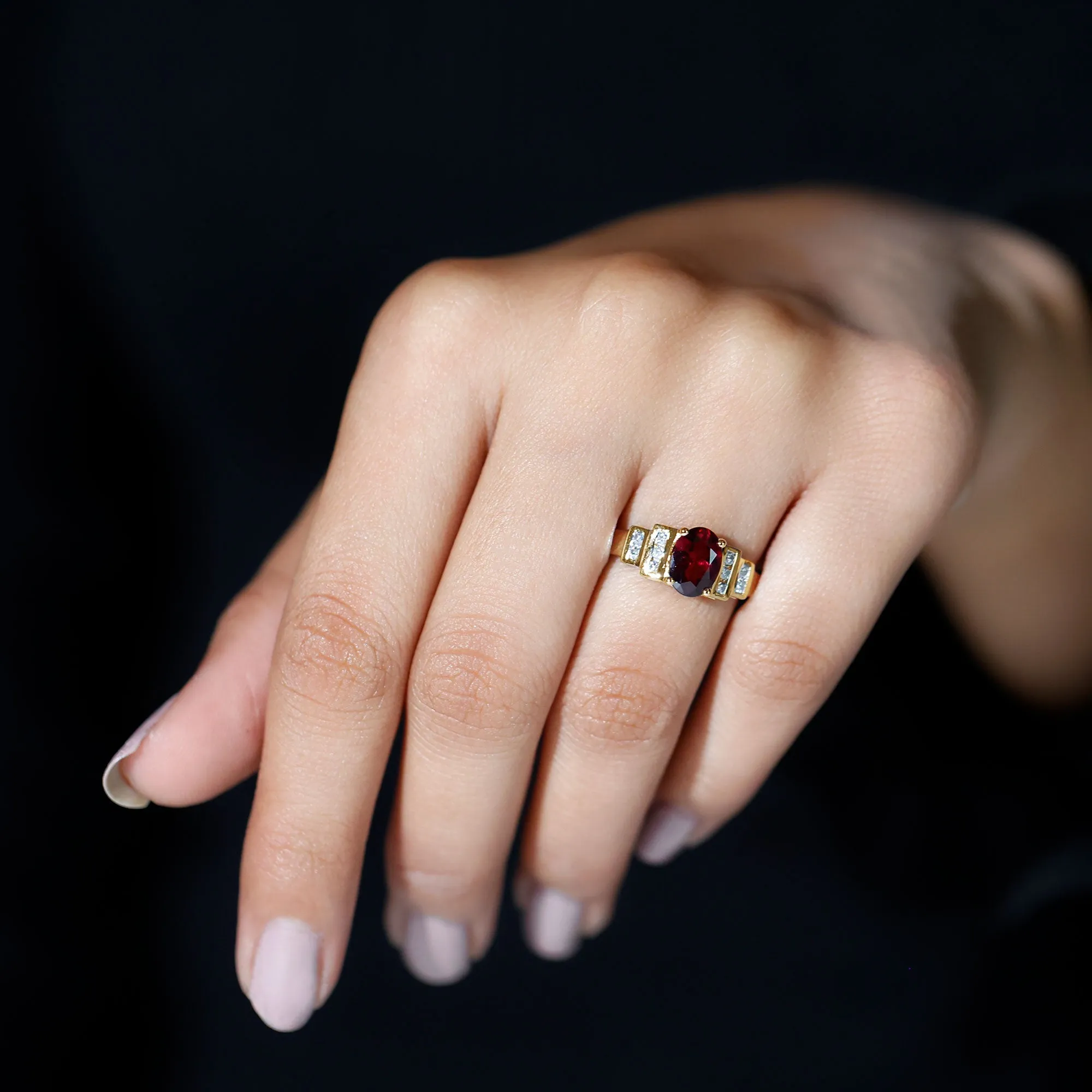 1.75 CT Rhodolite Solitaire Ring with Diamond Collar