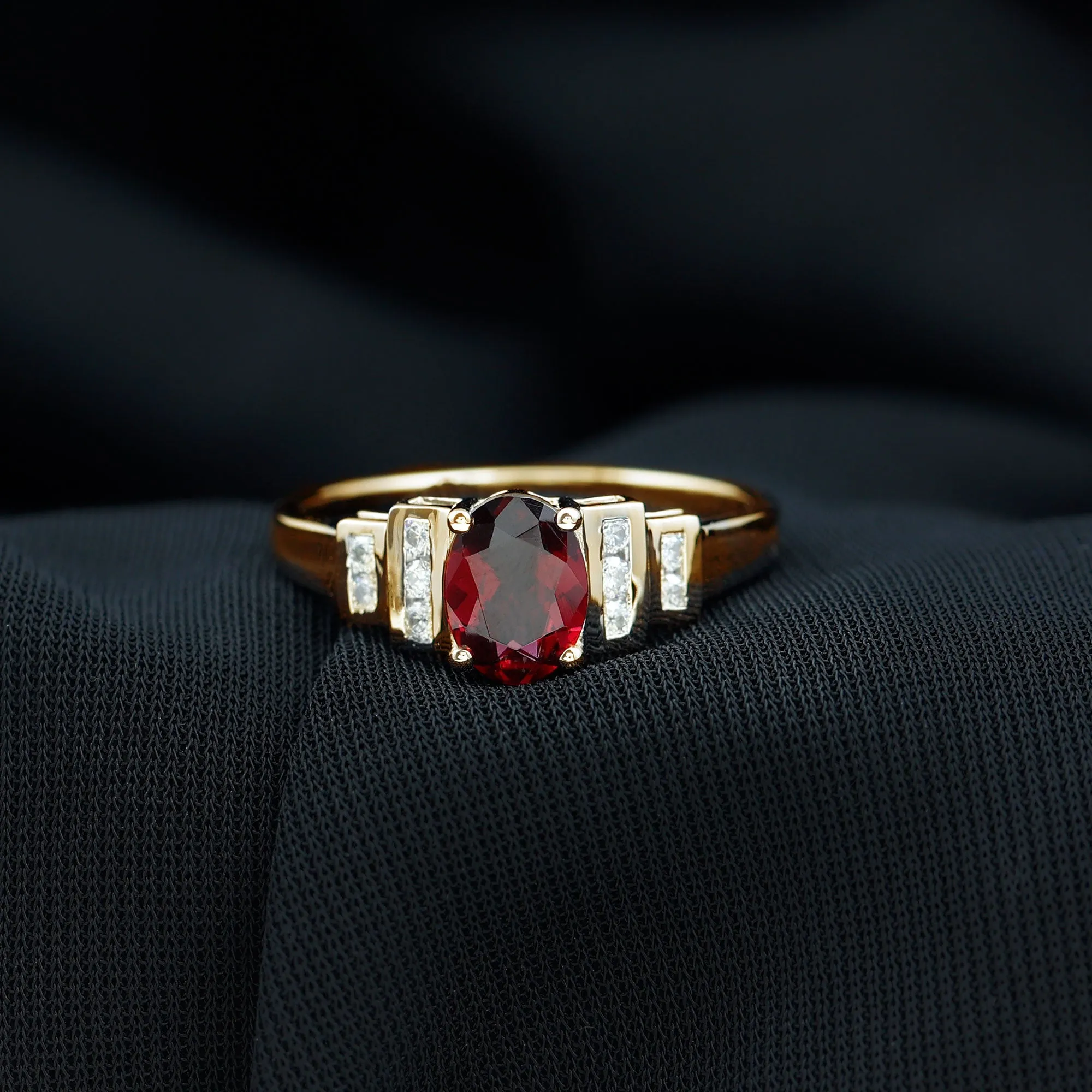 1.75 CT Rhodolite Solitaire Ring with Diamond Collar