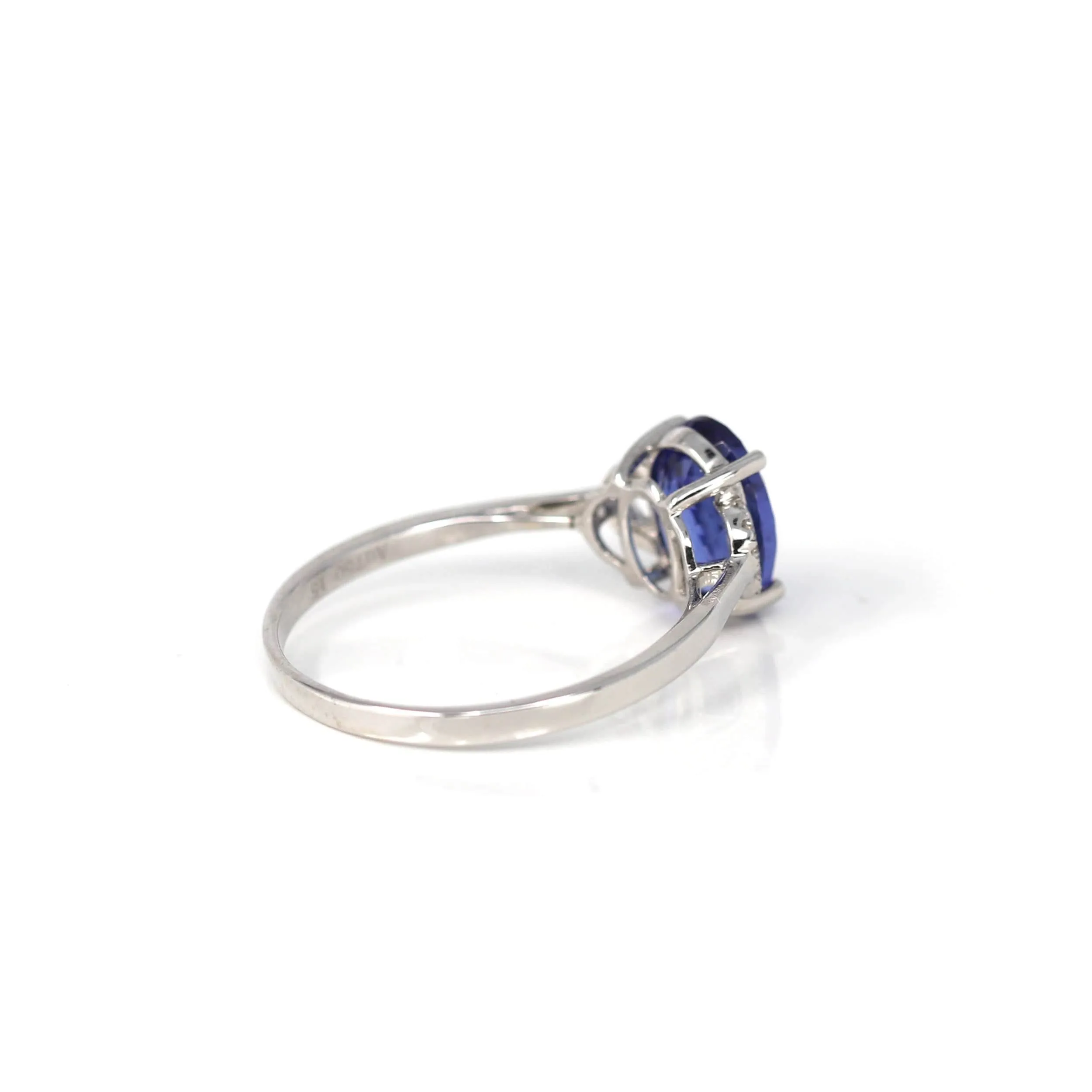 18k White Gold Natural Tanzanite Diamond Anniversary Ring