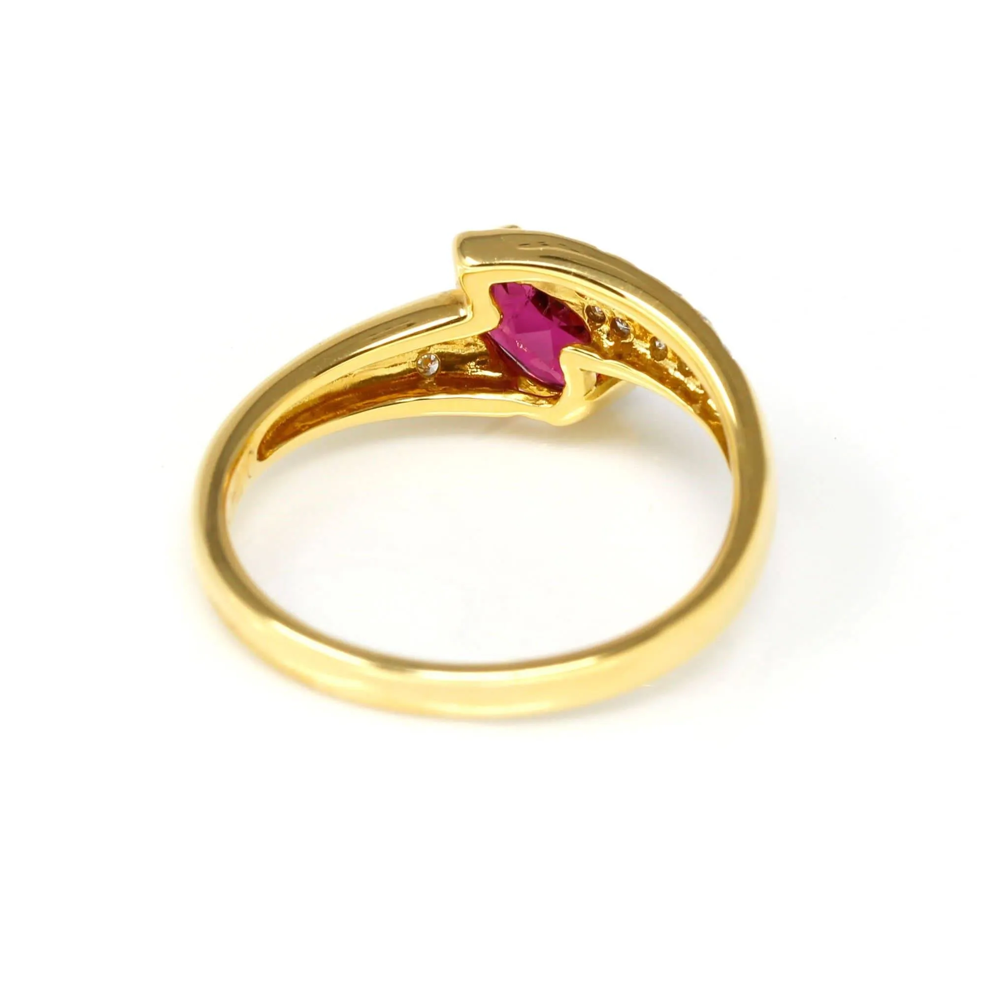 18k Yellow Gold Natural Oval Ruby Diamond Anniversary Ring
