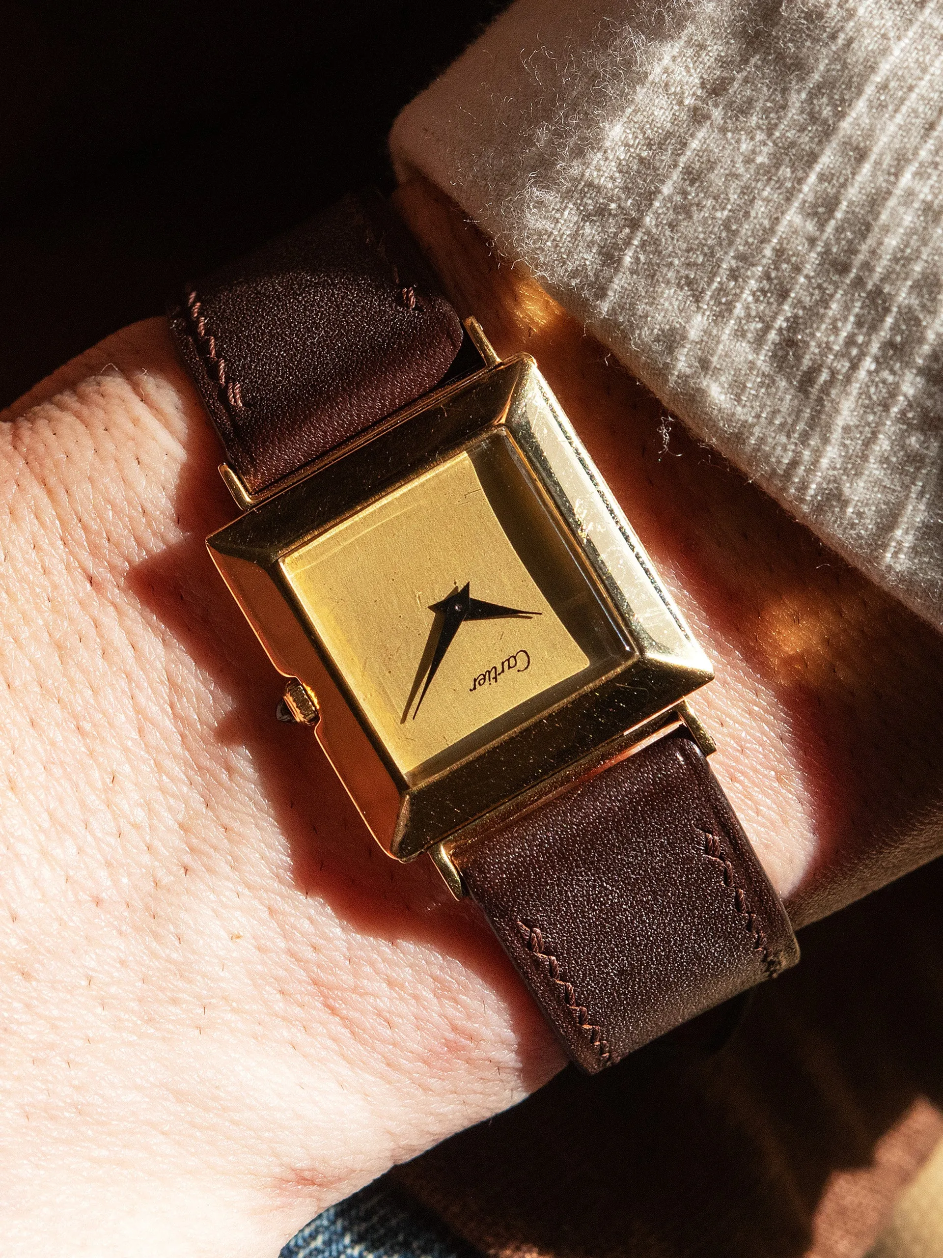 1970s Cartier for Bueche Girod 18K YG (Ref. 9828) Cal. FP 21