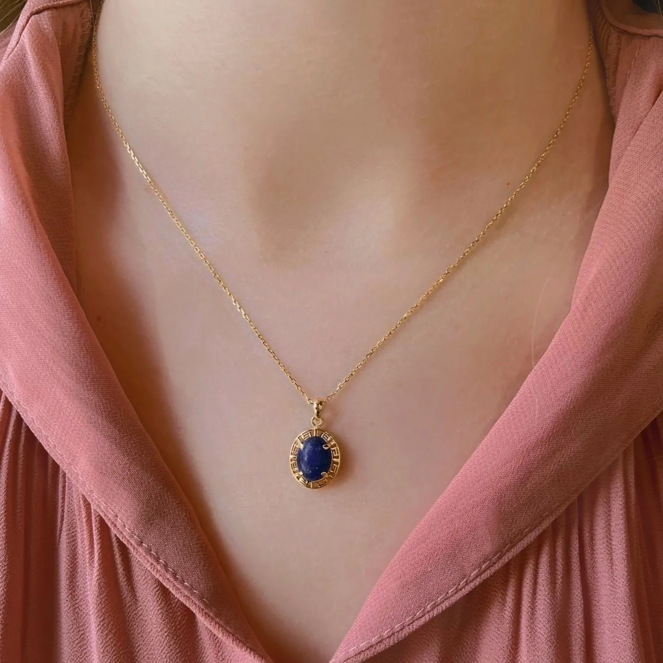 Alda Necklace in Lapis Lazuli