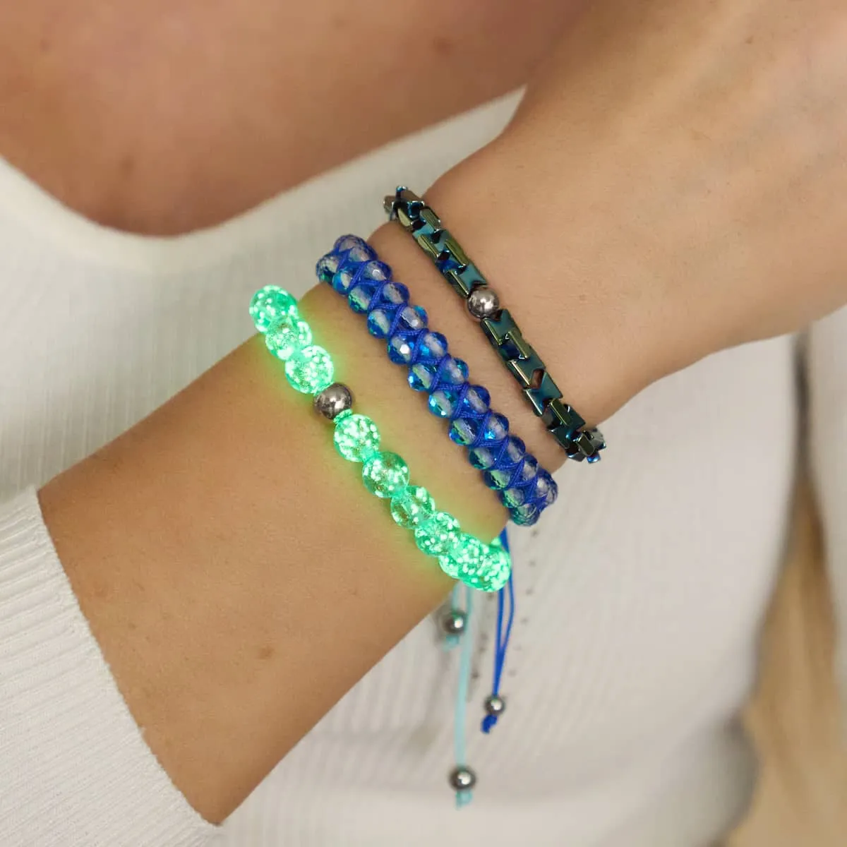 Arctic Blue | Silver | Firefly Glass Macrame Bracelet