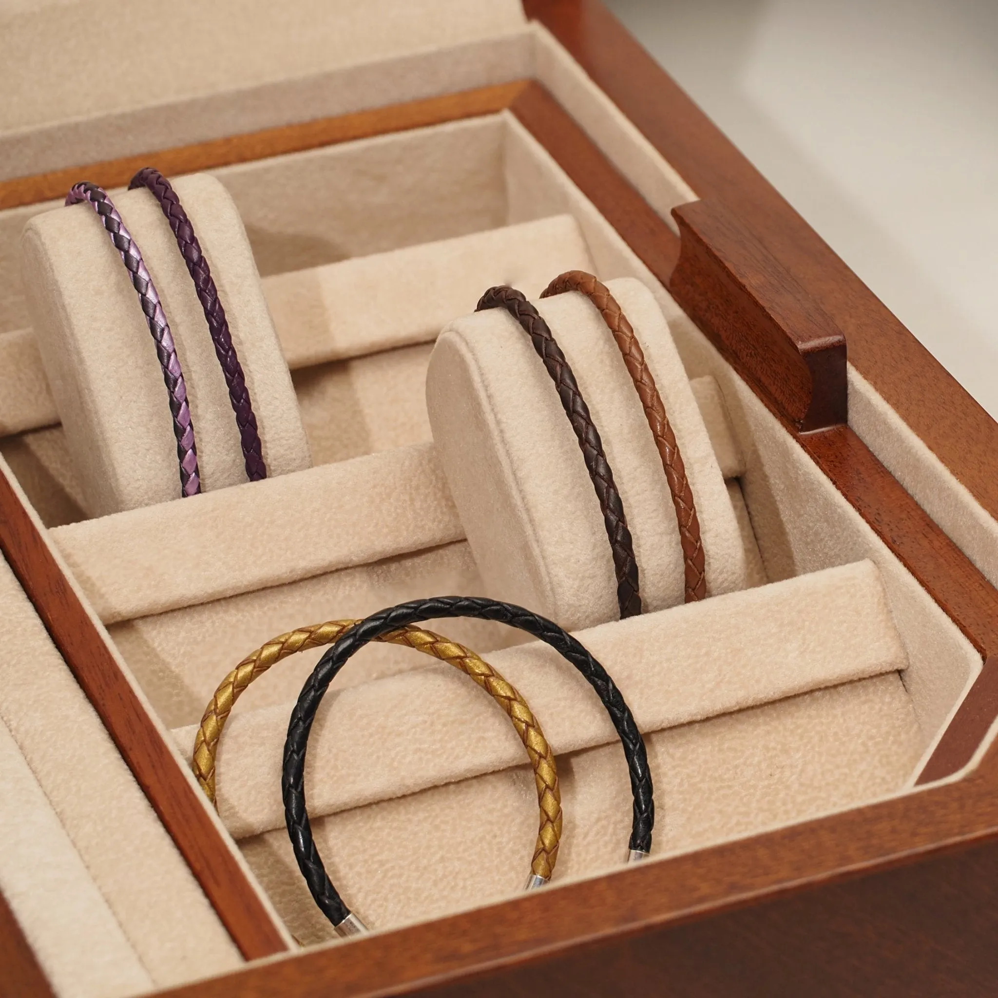 Art · Simple Charm Bracelet
