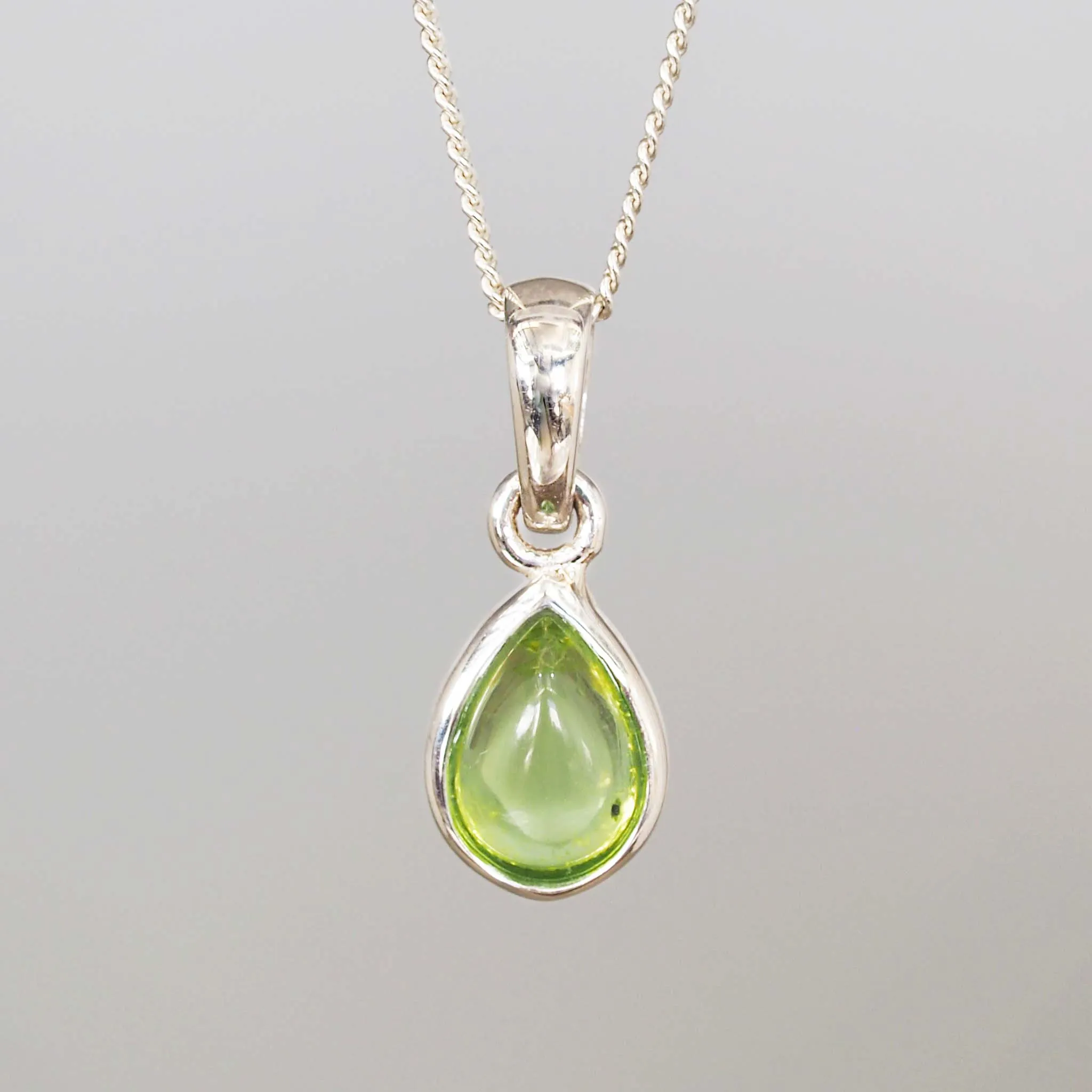 August Birthstone Necklace - Peridot