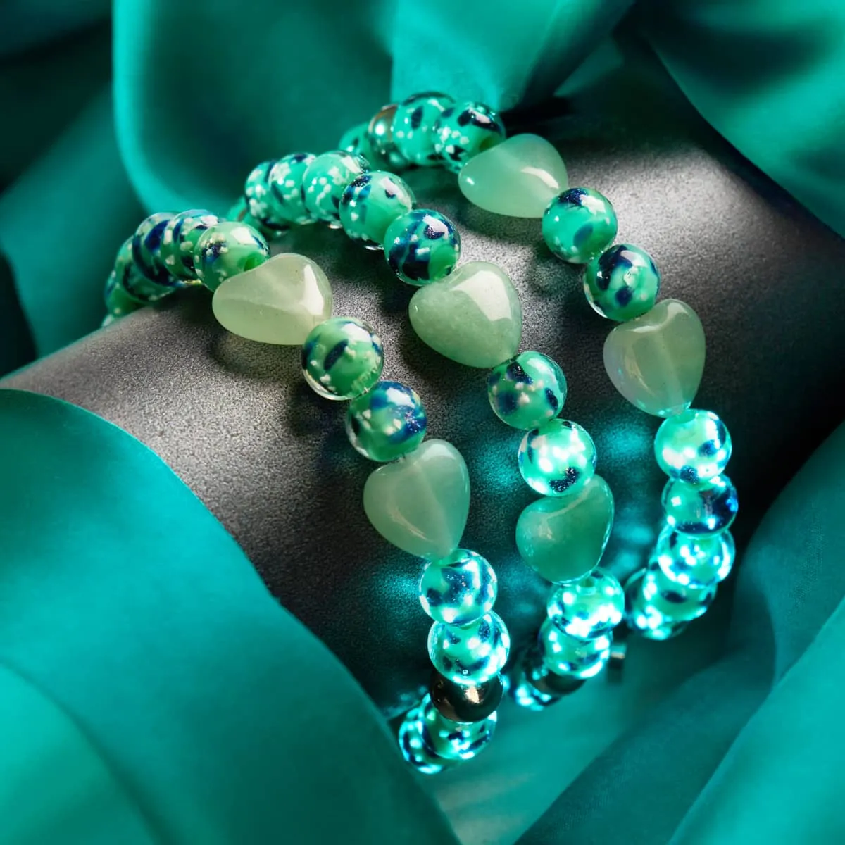 Blue Mint | Firefly Glass x Murano Glass Hearts Bracelet