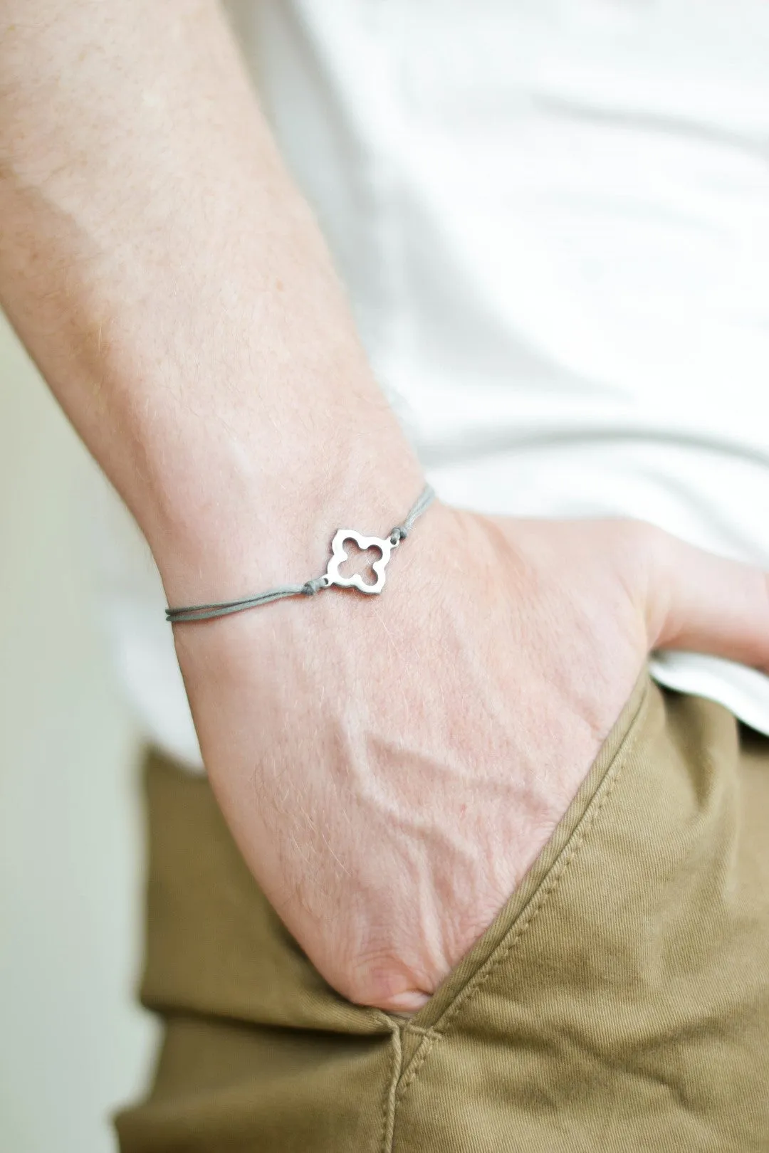 Bracelet for men, stainless steel clover charm, gray cord, waterproof bracelet