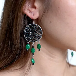 Circle Beaded Stones Earrings in Black