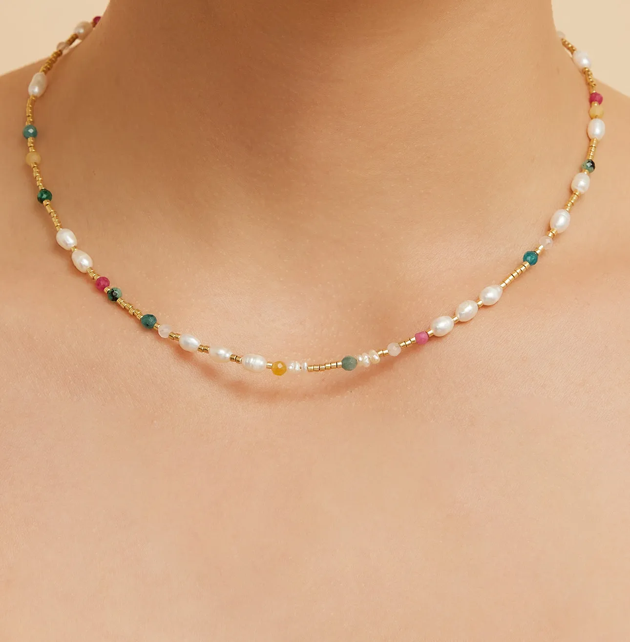 Clover Gemstone and Pearl Necklace