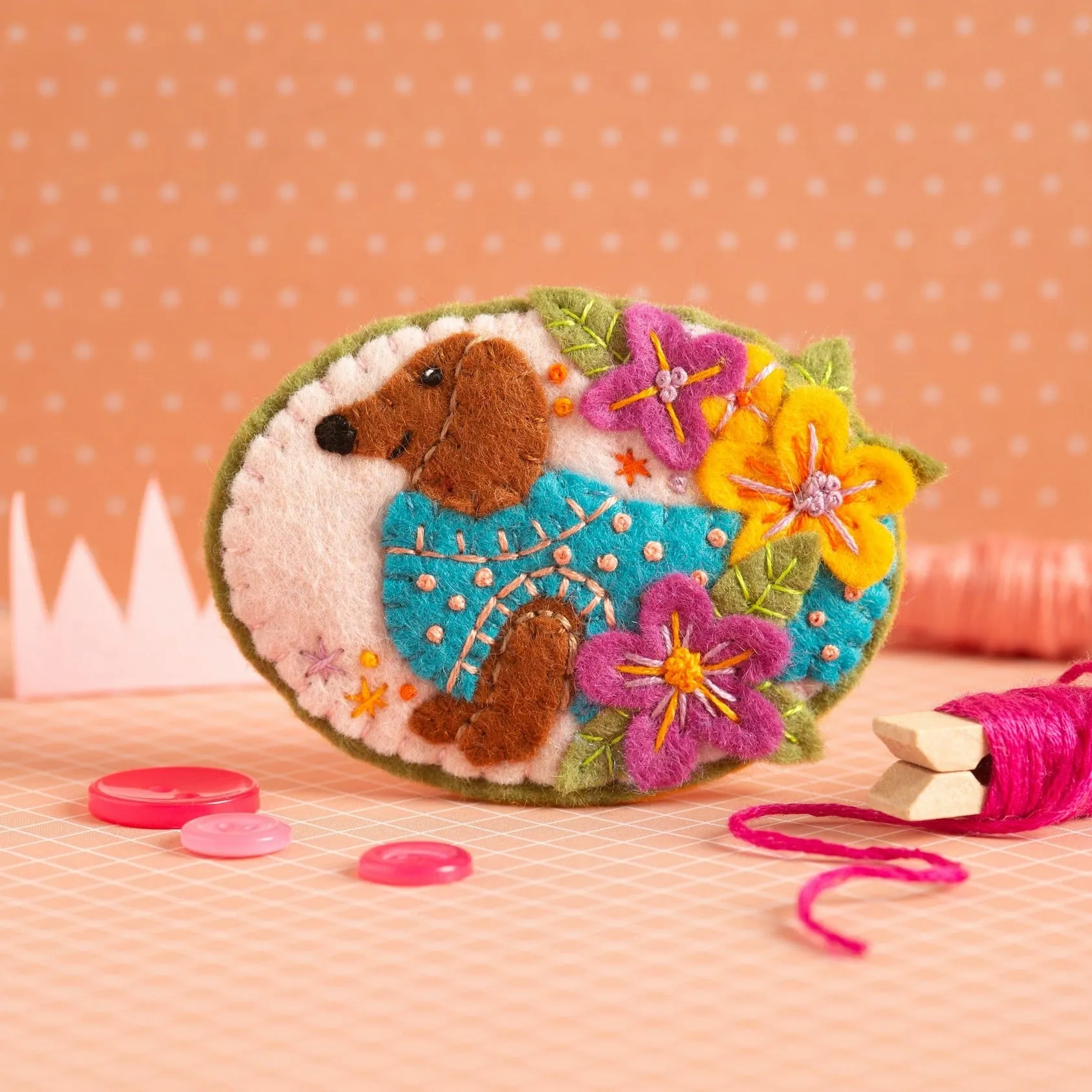 Dachshund Felt Craft Brooch Kit
