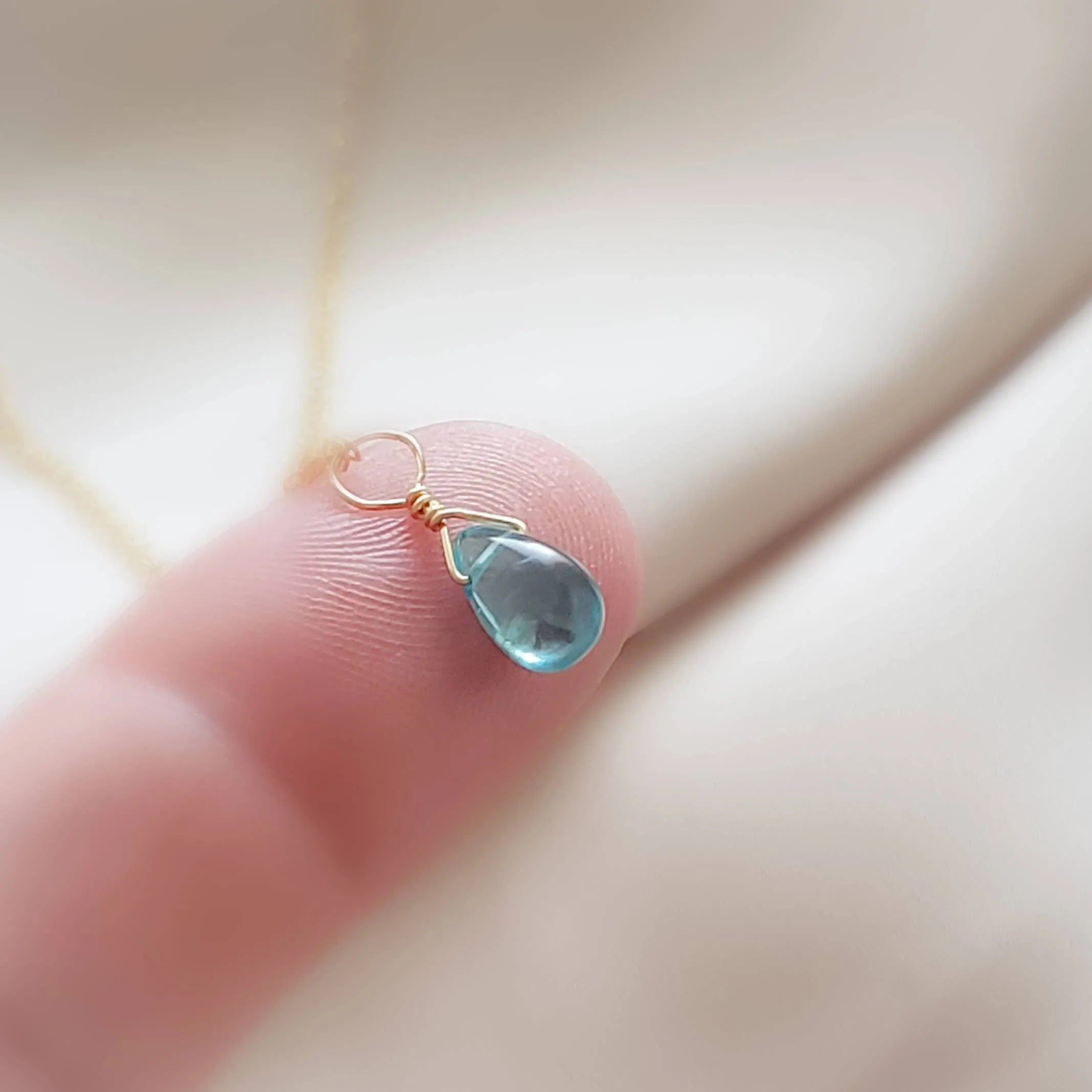 Dainty Apatite Necklace