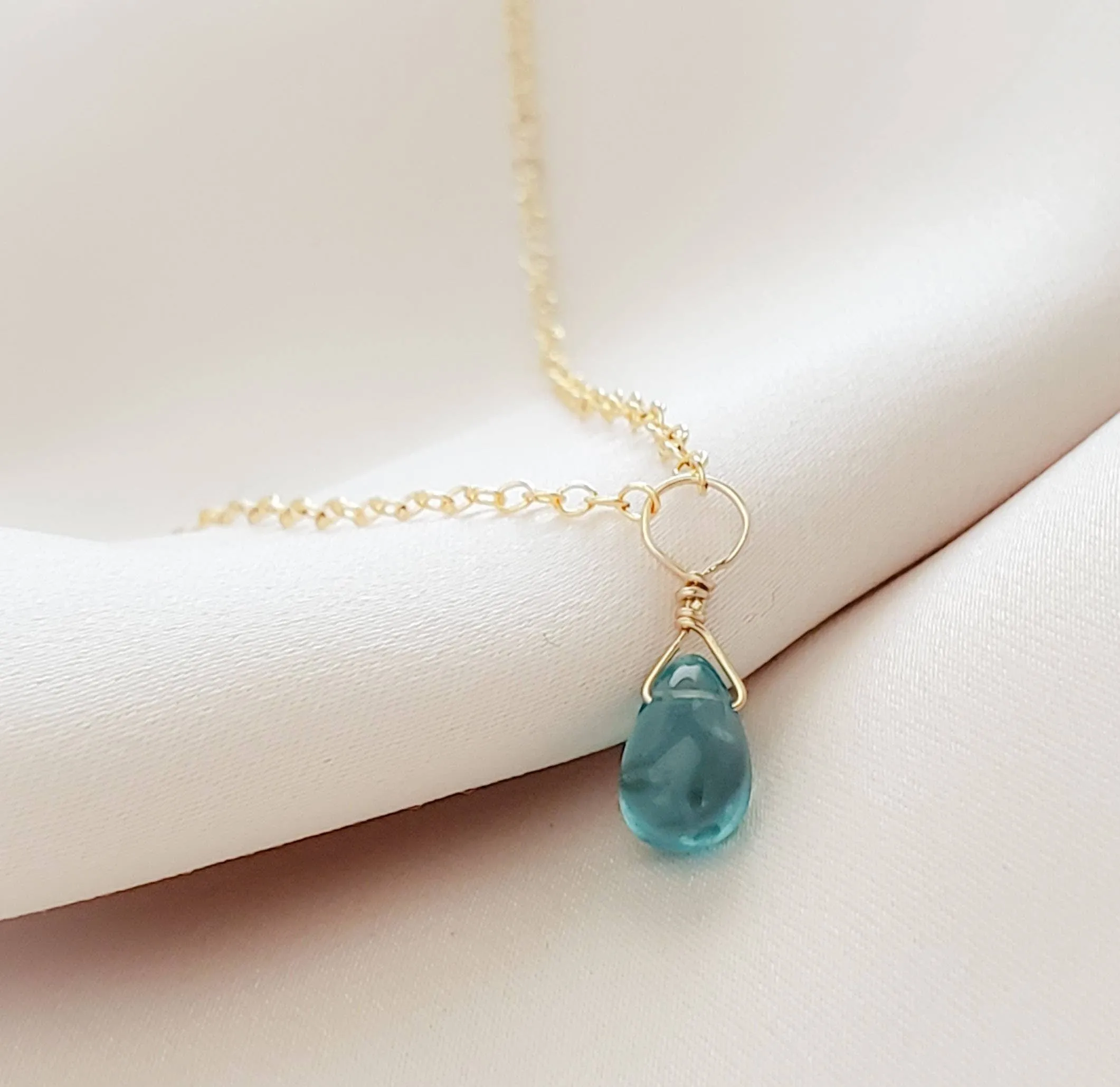 Dainty Apatite Necklace