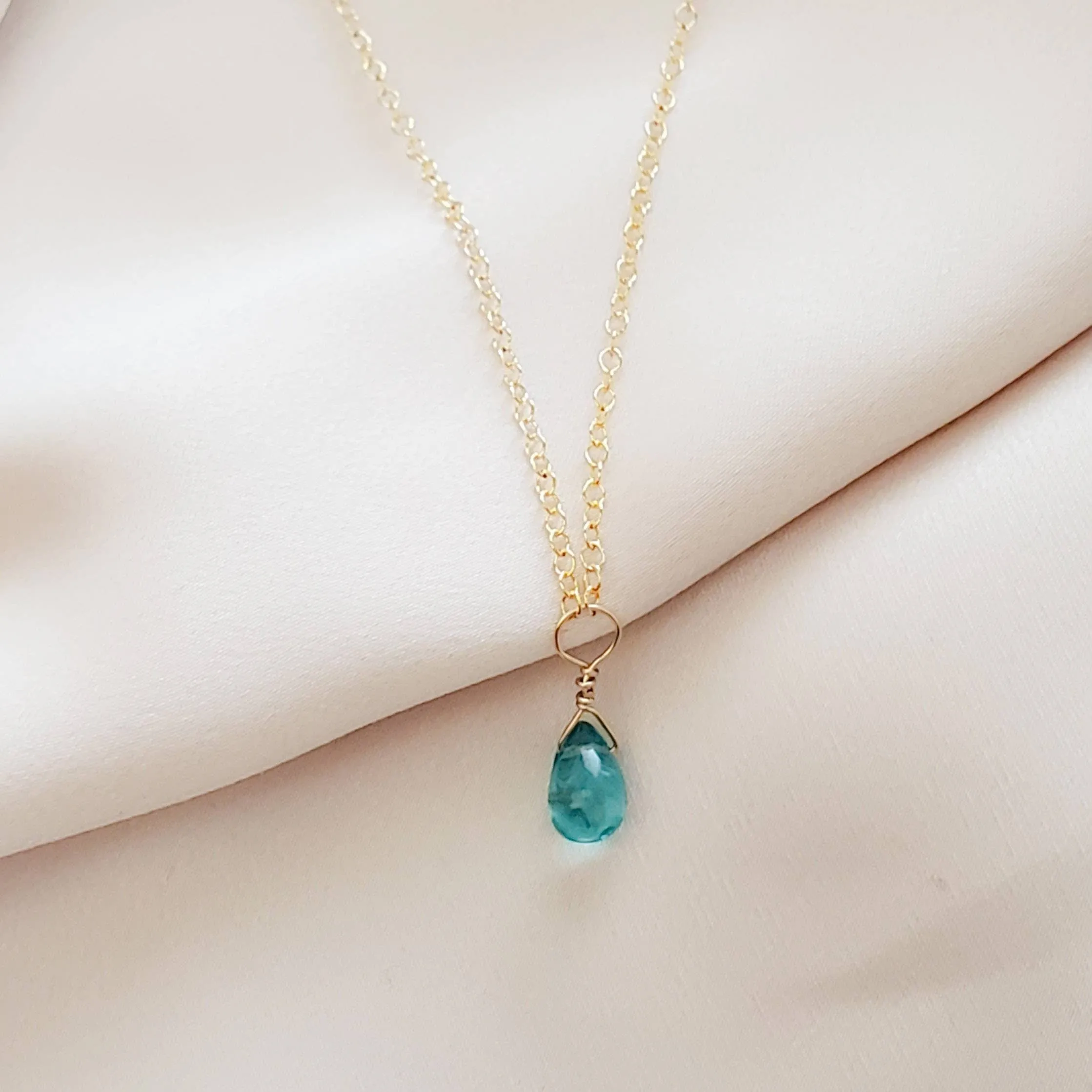 Dainty Apatite Necklace