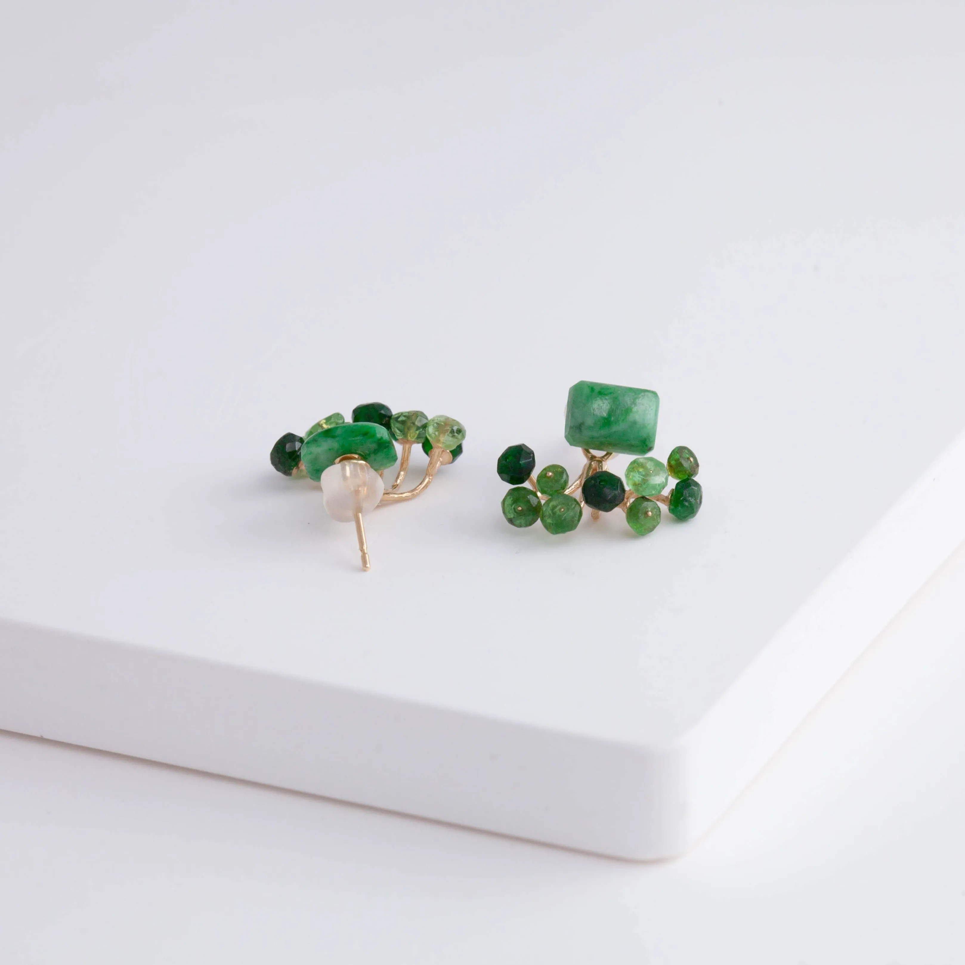 Fairy maw sit sit and green garnet earrings [Limited Edition]