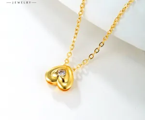 Jewelry hollow diamond love necklace jewelry women's European and American fashion niche chain necklace