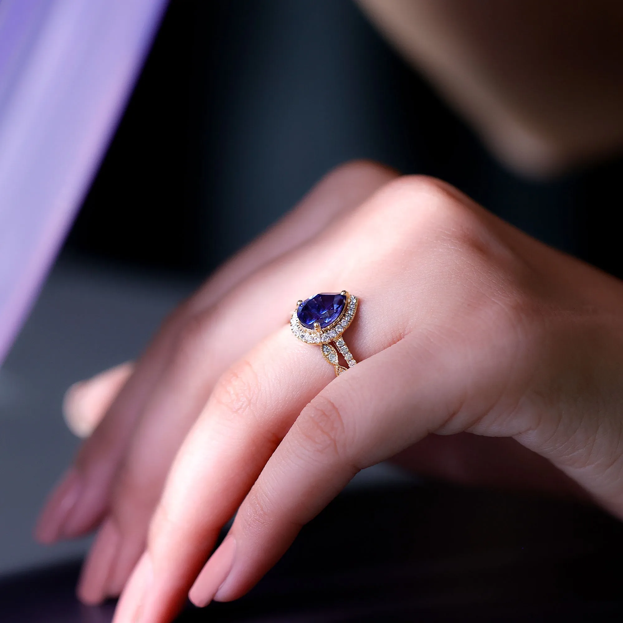 Lab Grown Blue Sapphire Pear Shaped Engagement Ring Set