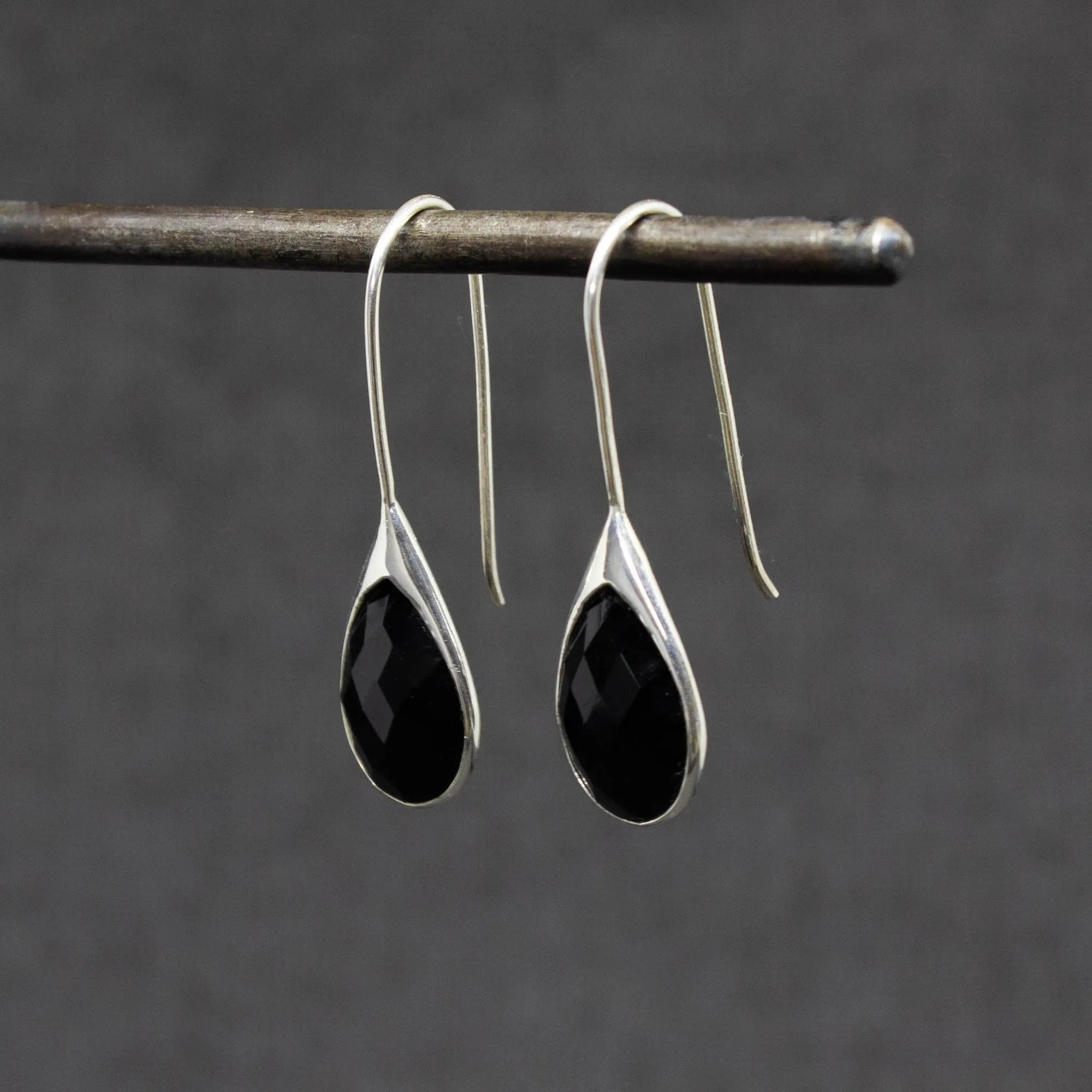 Minimal Gemstone Teardrop Earrings