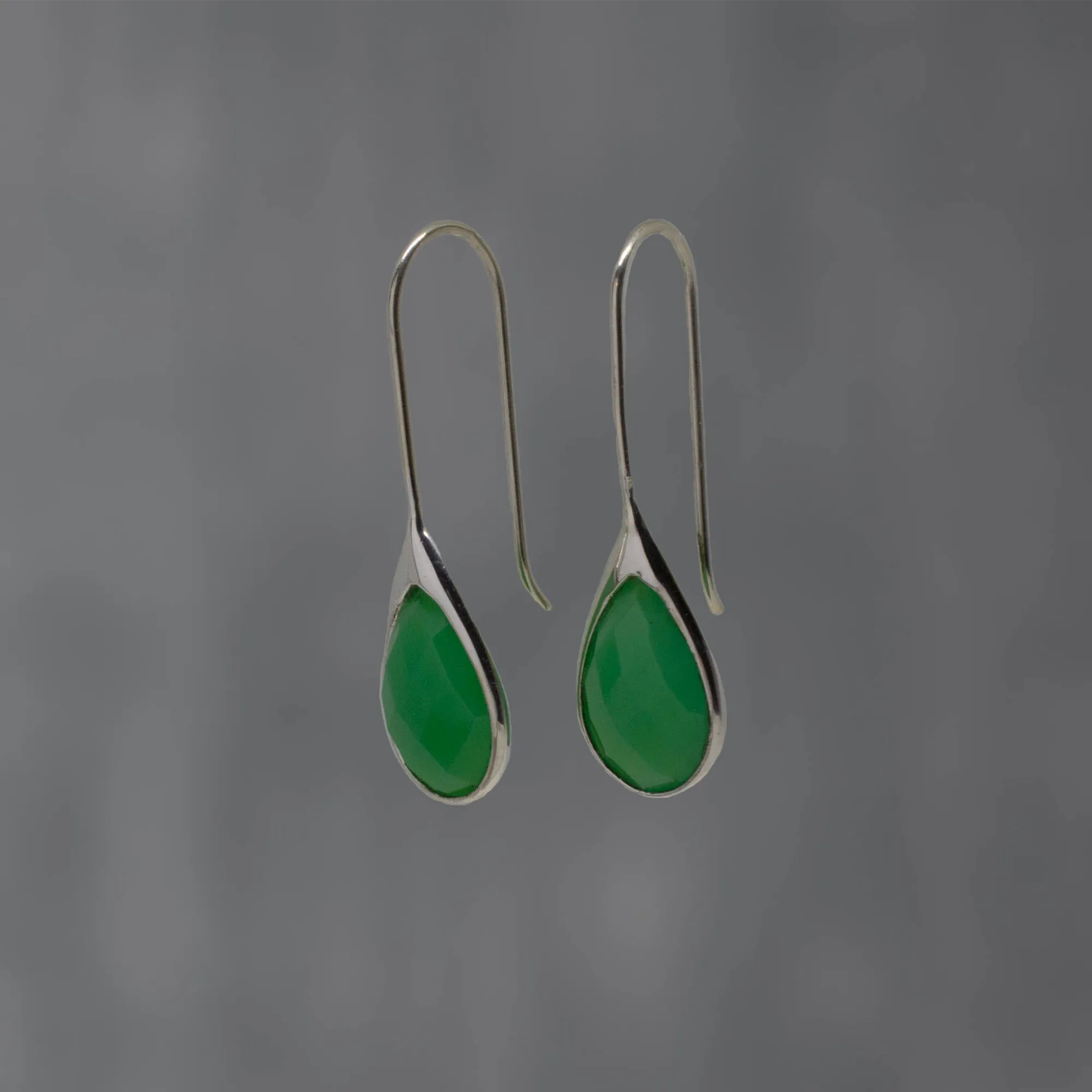 Minimal Gemstone Teardrop Earrings