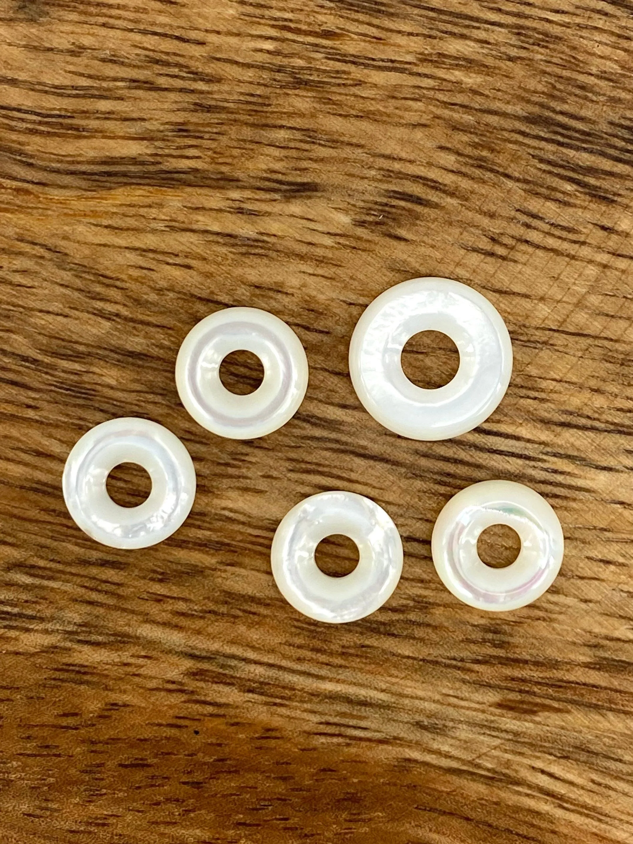 Mother Of Pearl Shell, Thin Donut Beads, Sku#M433