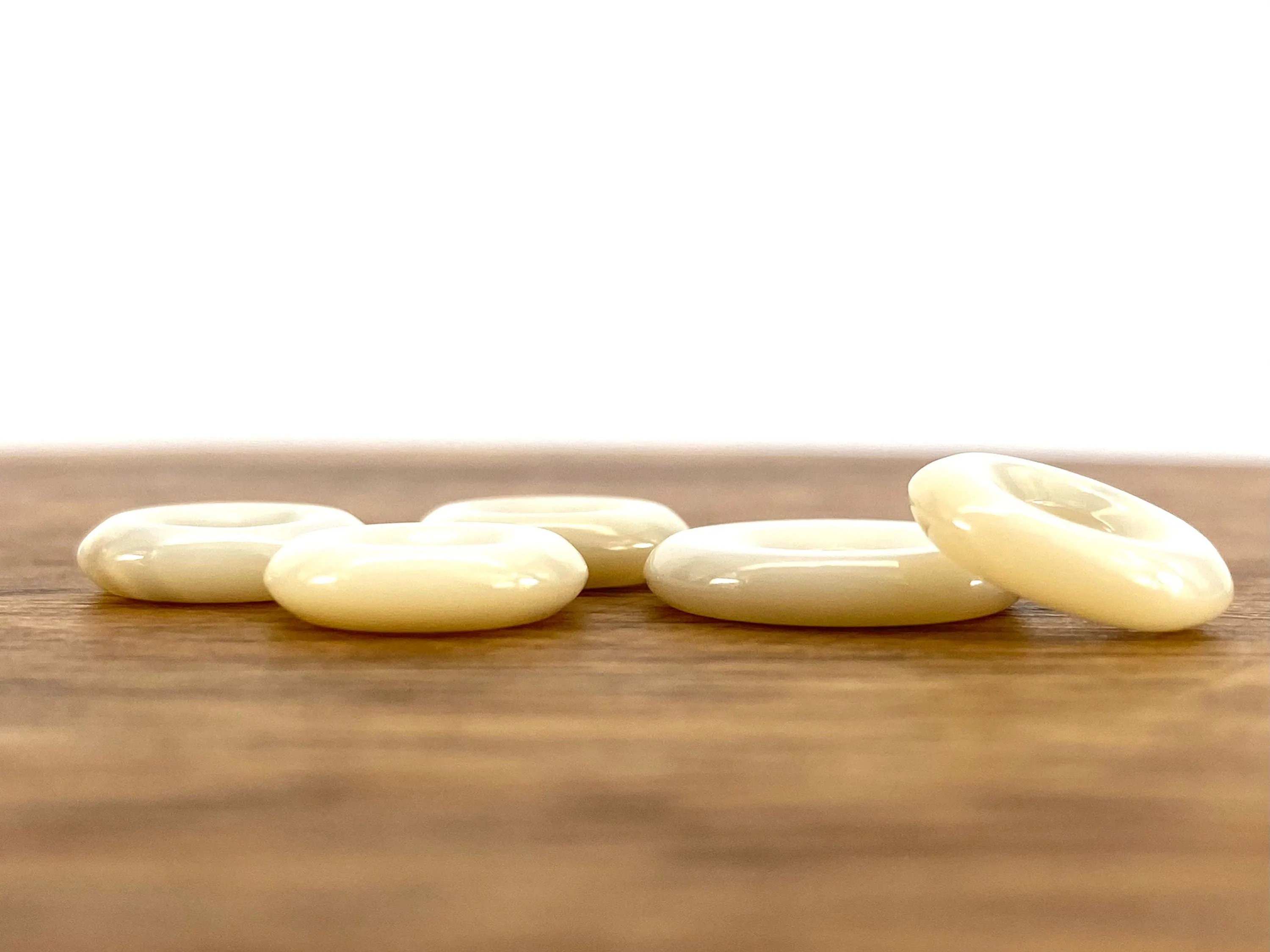 Mother Of Pearl Shell, Thin Donut Beads, Sku#M433
