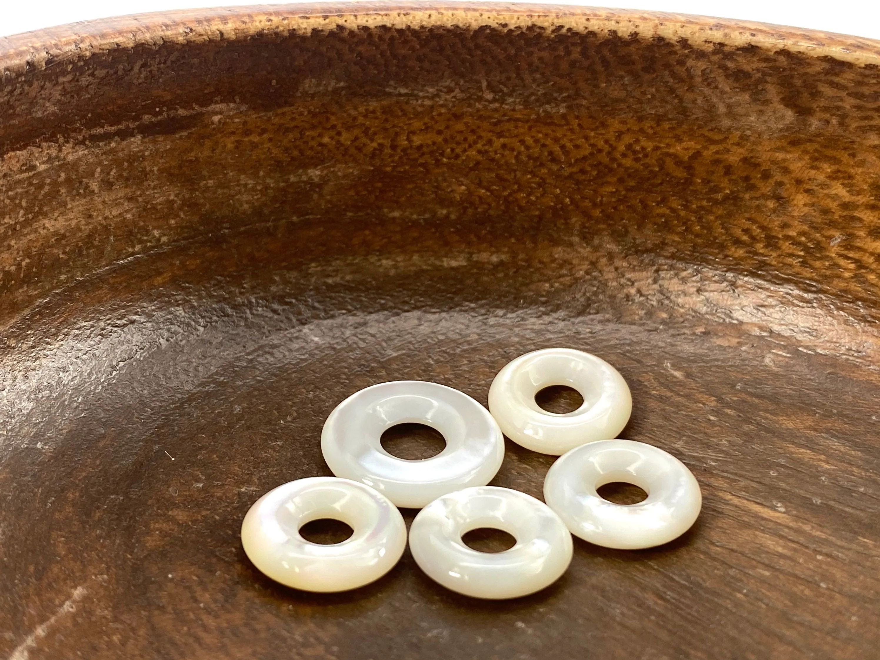 Mother Of Pearl Shell, Thin Donut Beads, Sku#M433