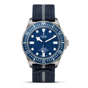 Pelagos FXD Bidirectional rotating bezel, Navy blue fabric strap