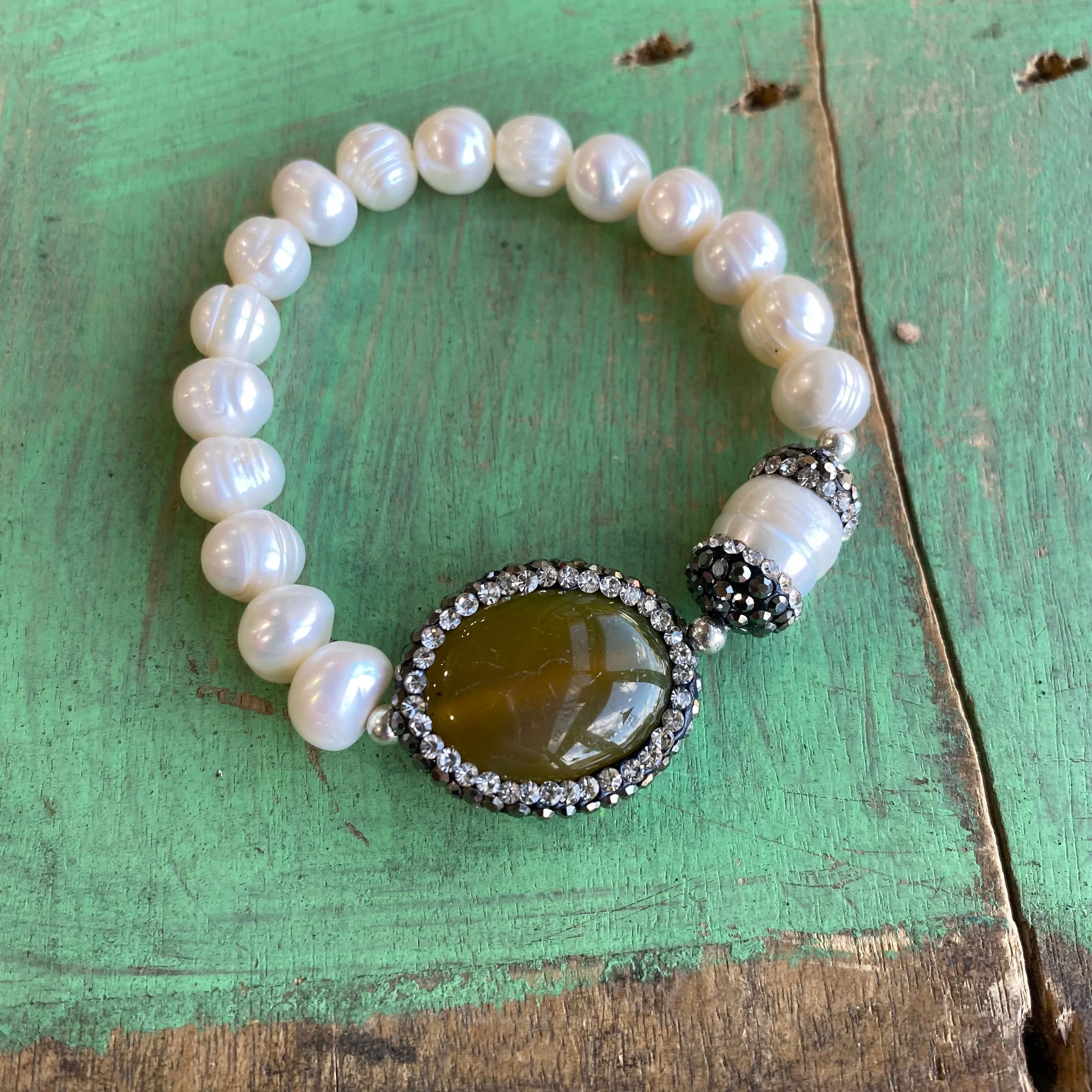 Pop of Pearls Bracelet