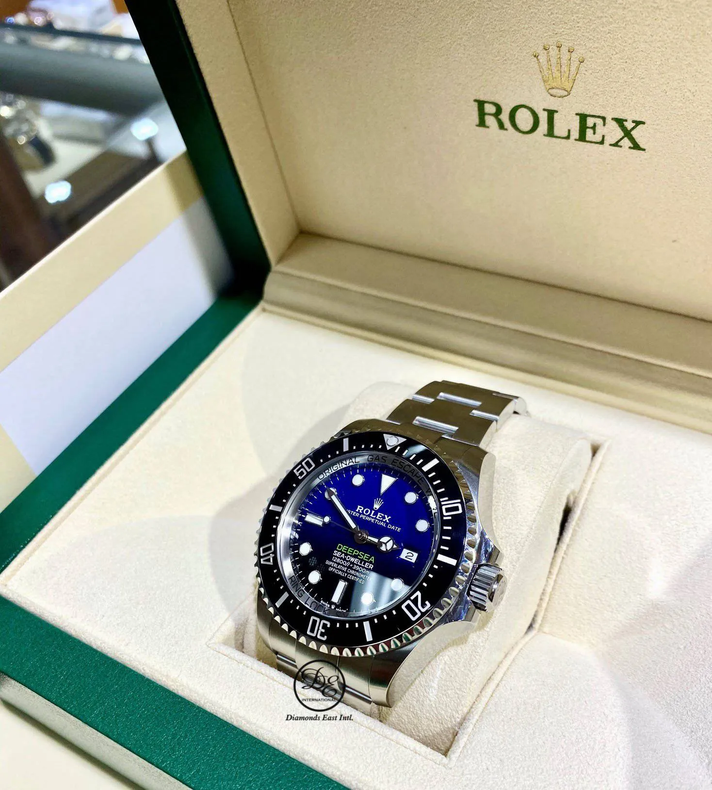 Rolex Sea dweller DeepSea Blue Dial James Cameron Oyster Perpetual 126660 UNWORN