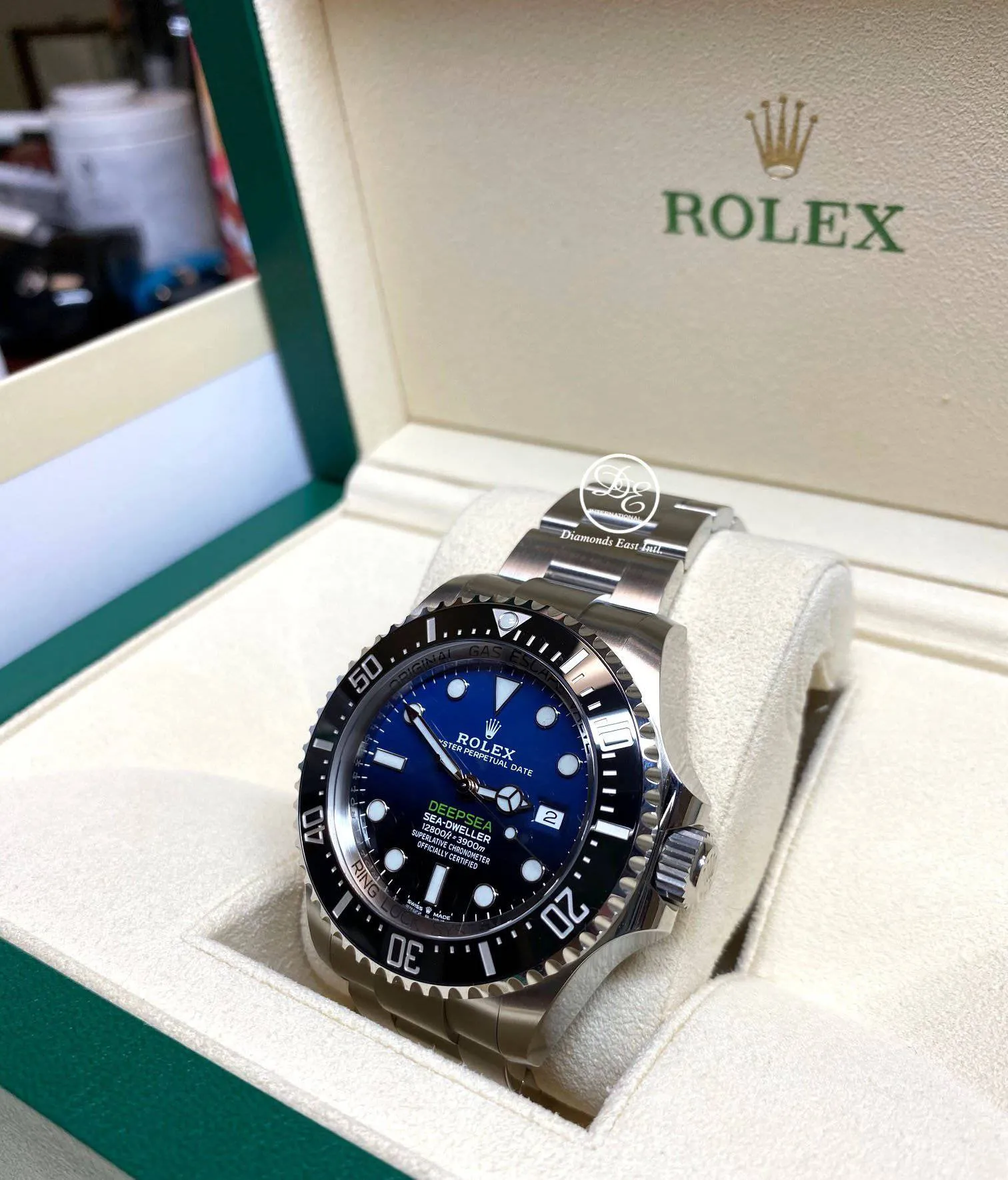 Rolex Sea dweller DeepSea Blue Dial James Cameron Oyster Perpetual 126660 UNWORN