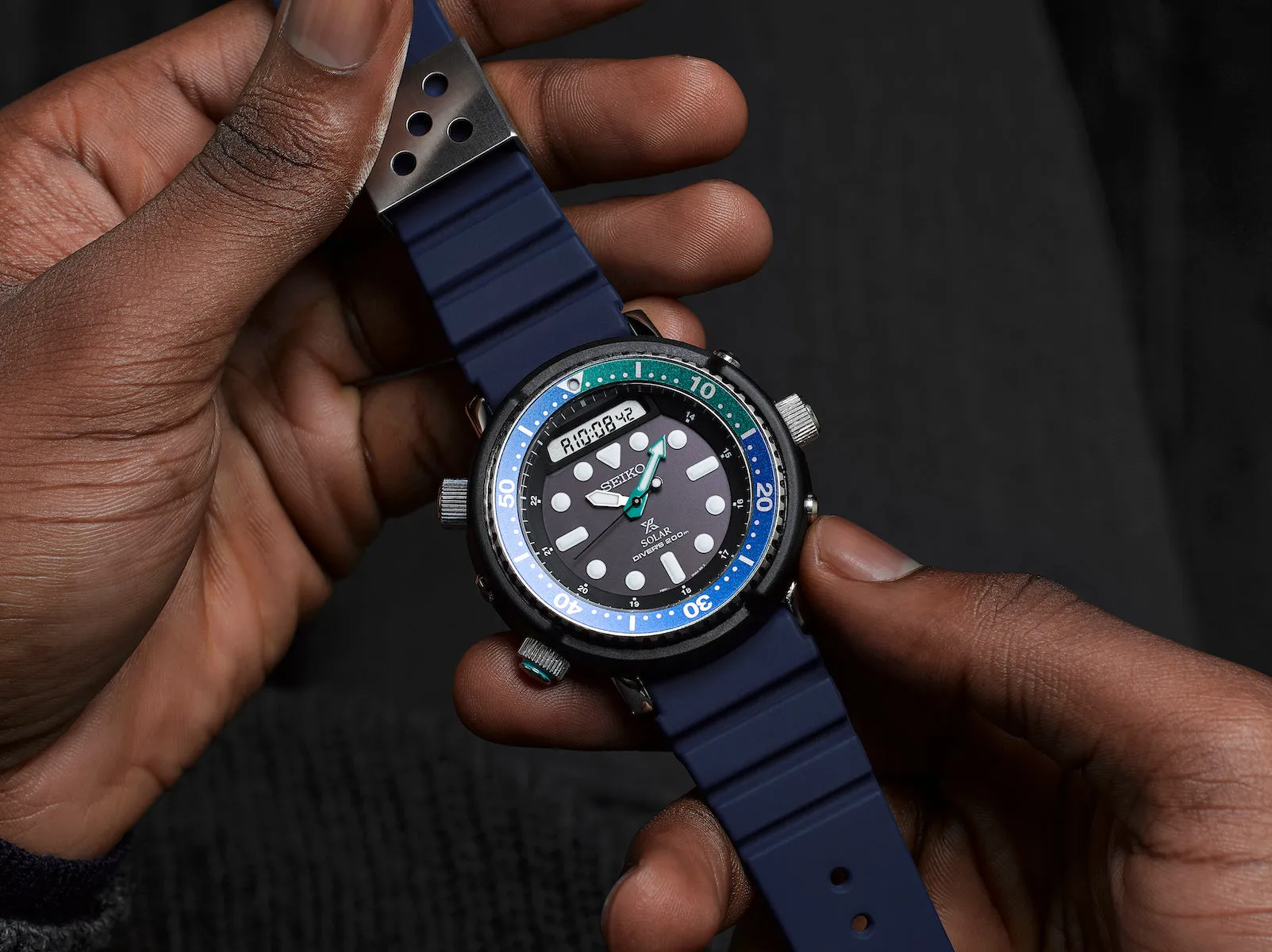 SIK Watch Prospex Tuna Tropical Lagoon Hybrid Divers Special Edition