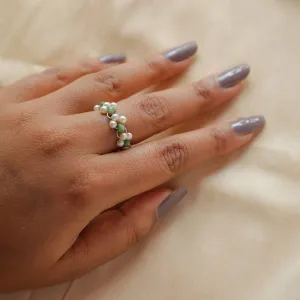 Silver Pearl Ring with Peridot Stones