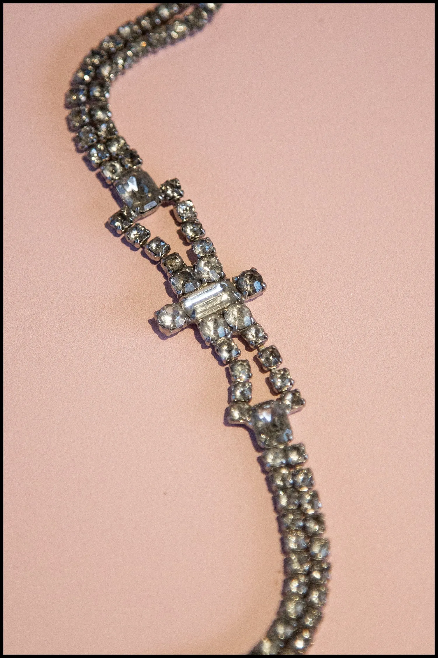 Vintage 1940s Art Deco Bow Rhinestone Bracelet