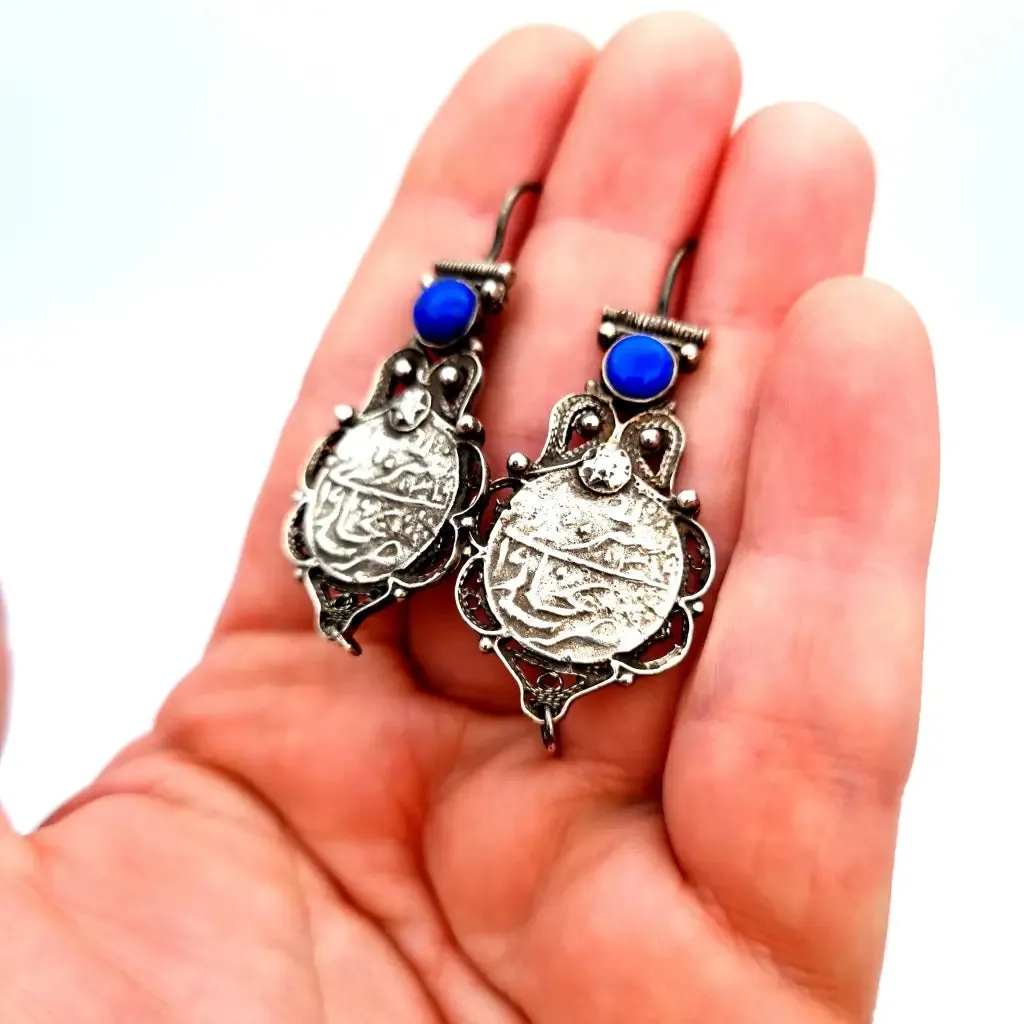 Vintage silver earrings, lapis lazuli earrings, vintage gifts.